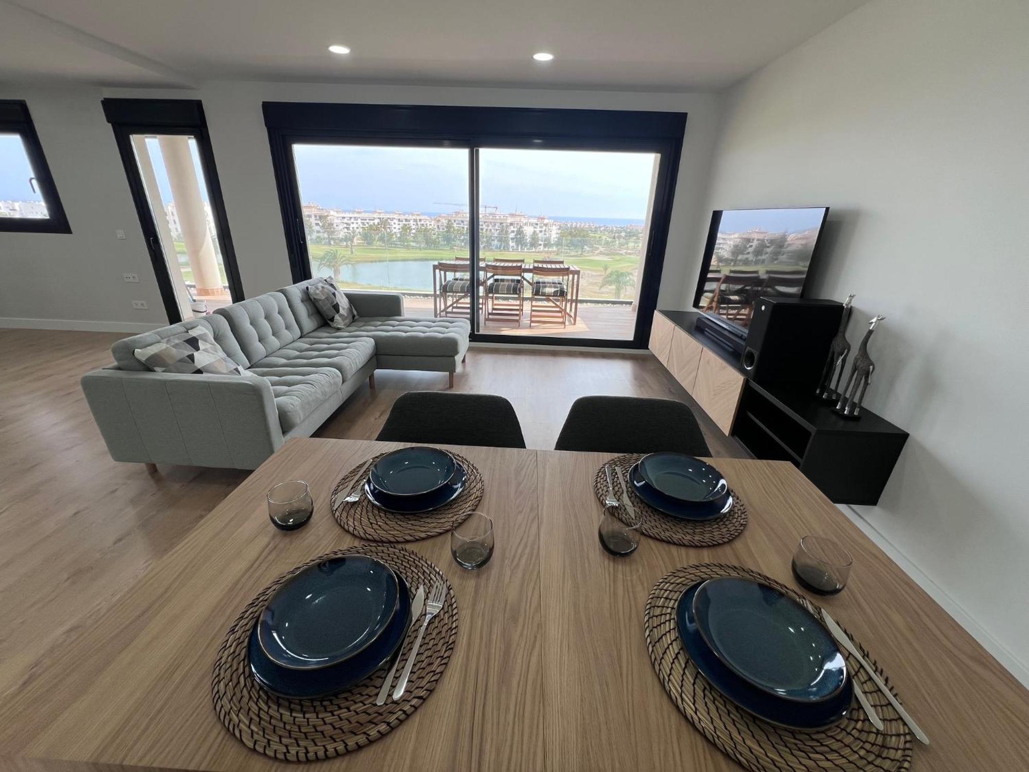 Atico Toyo Golf Apartment